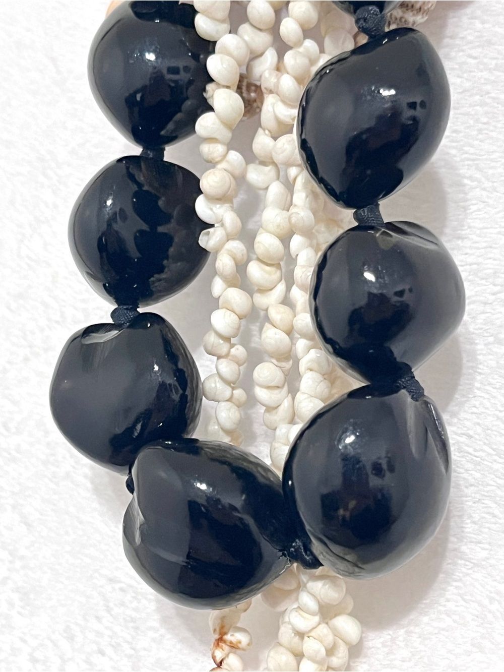 Vintage Hawaiian Kukui Nut & Multi-Strand Shell Lei Necklace 4 Pc. Bundle - Picture 4 of 4